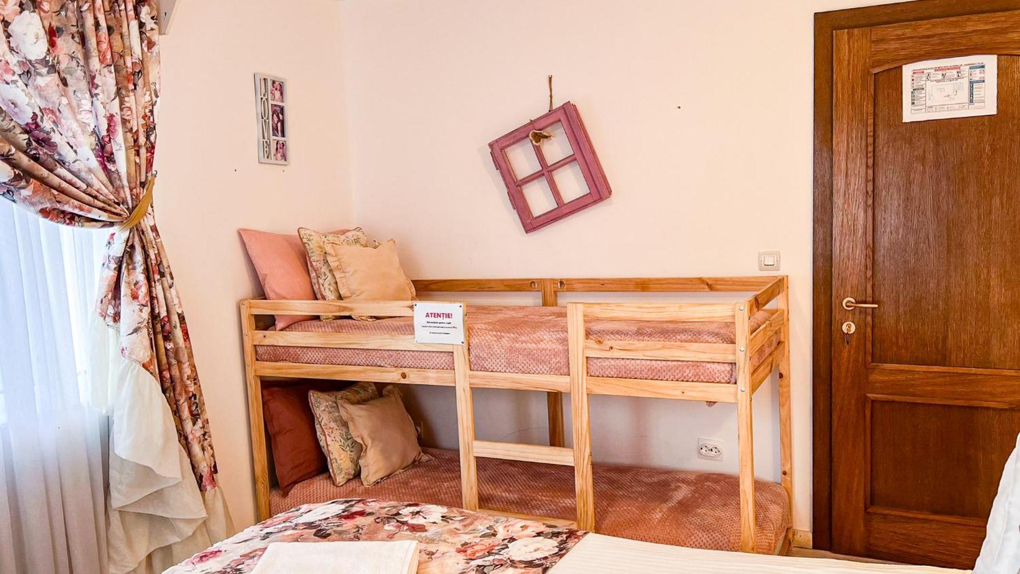 Casa Georgea Villa Săcele Eksteriør bilde
